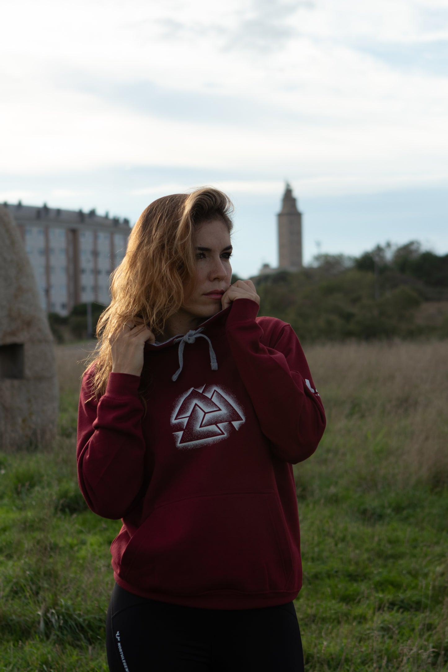 Sudadera Valknut